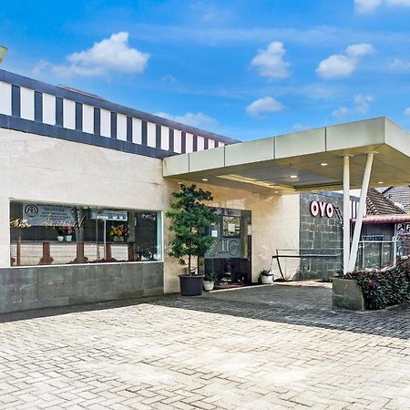 OYO 1522 Residence Anugrah Medan Exterior foto
