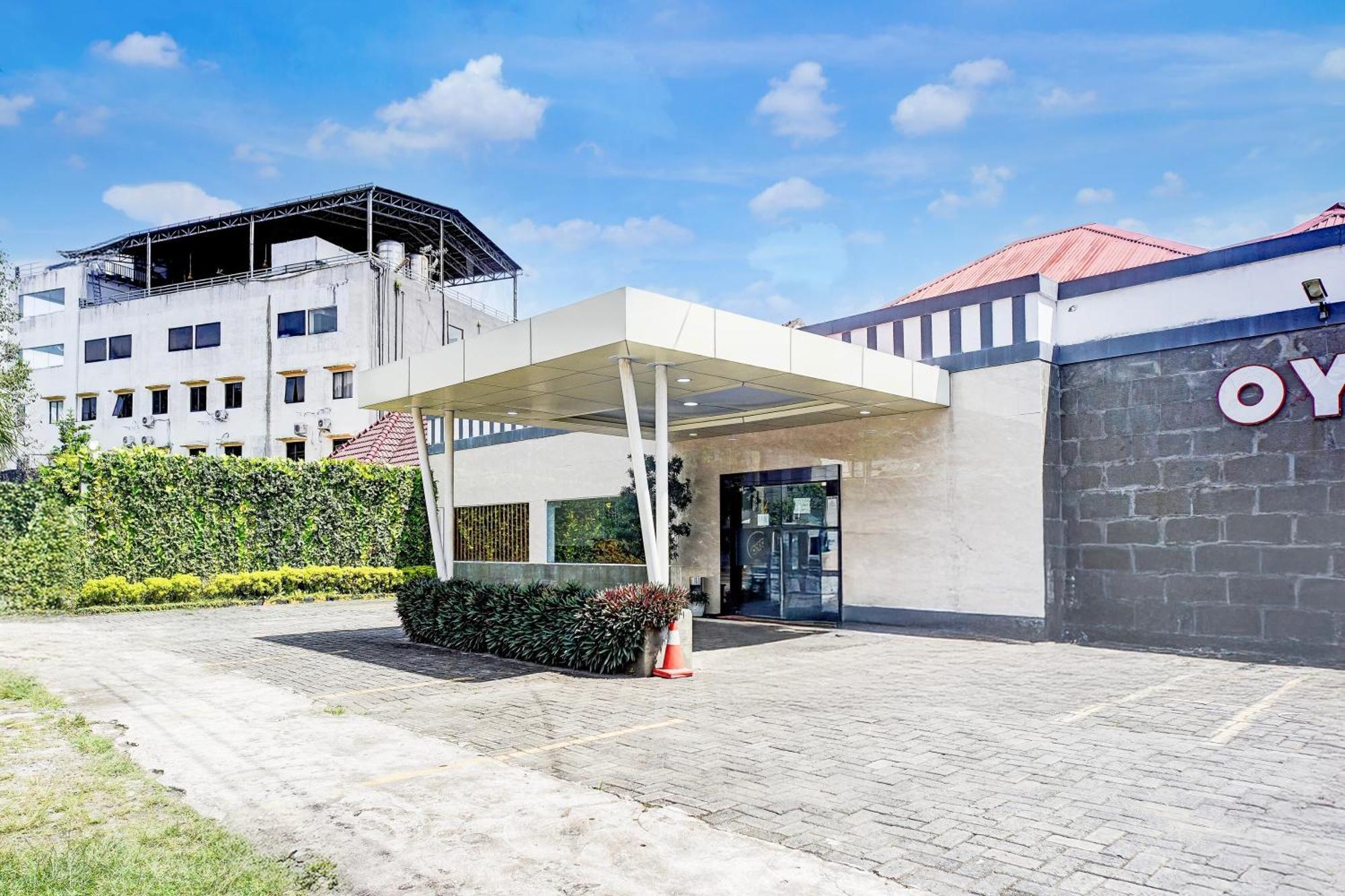 OYO 1522 Residence Anugrah Medan Exterior foto